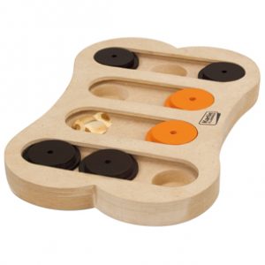 Houten brain train puzzel voor de hond apollo